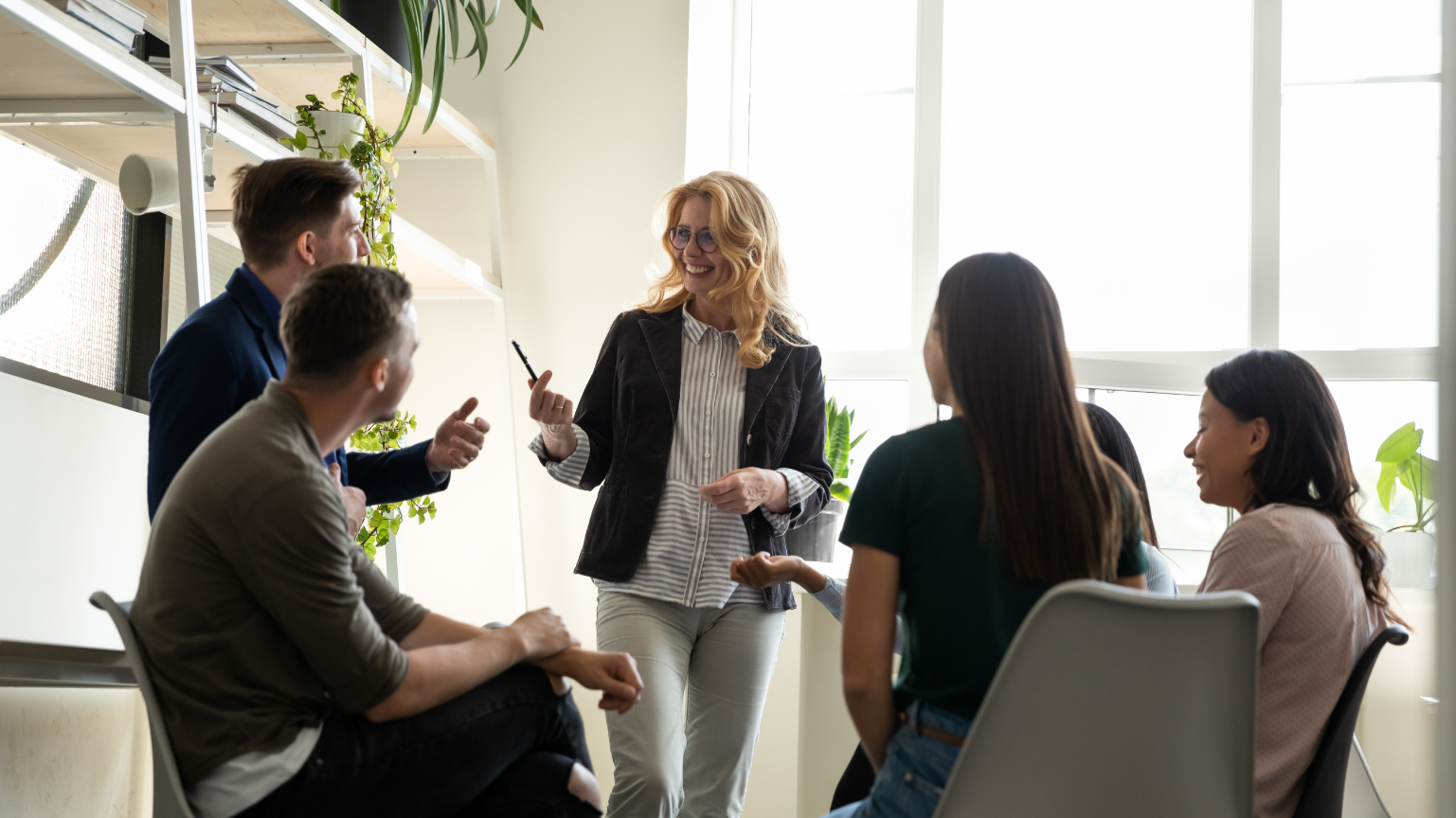 Utbildning och genomgång vid whiteboard